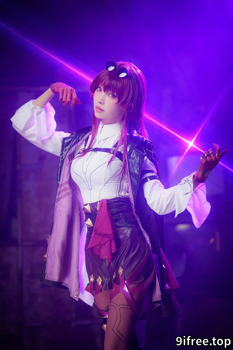 ElyEE子-2025年09月订阅 Kafka卡芙卡 [25P+5V-140MB] - 就爱免费-就爱免费