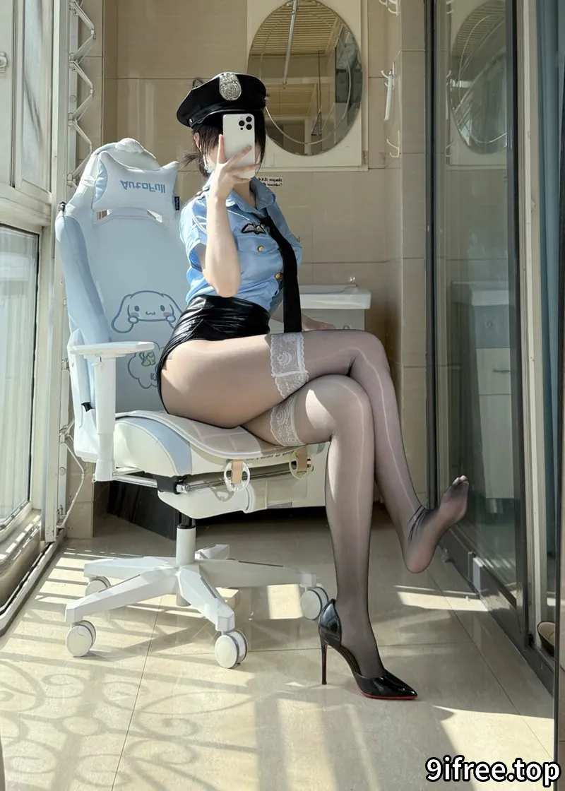 不可爱羚-黑丝白丝女警[48P+8V-1.14GB]-就爱免费