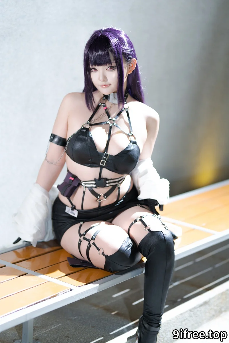 露Mercurius-i-2025101001-Nikke胜利女神-米哈拉公式 [50P-794MB] - 就爱免费-就爱免费