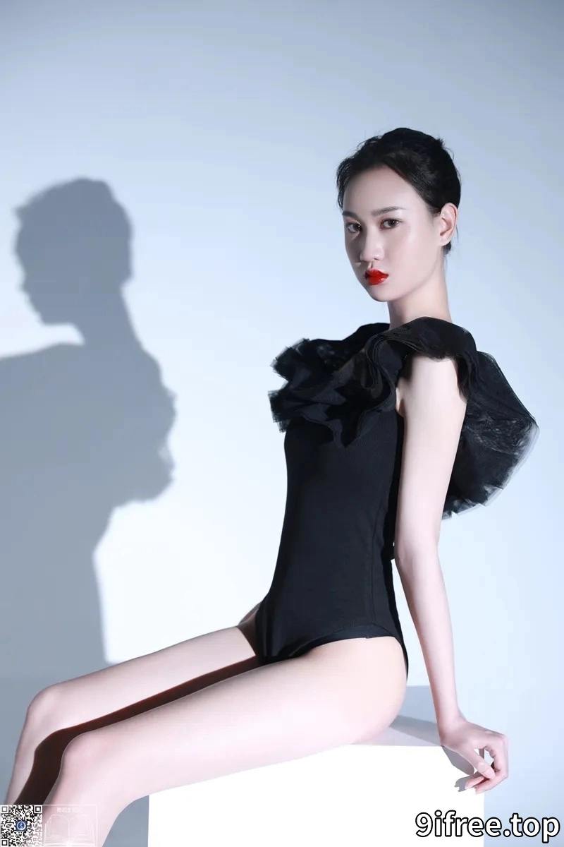 GALLI嘉丽 舞蹈生日记 2020.12.08 NO.017 POPPY [36P-207MB]-就爱免费