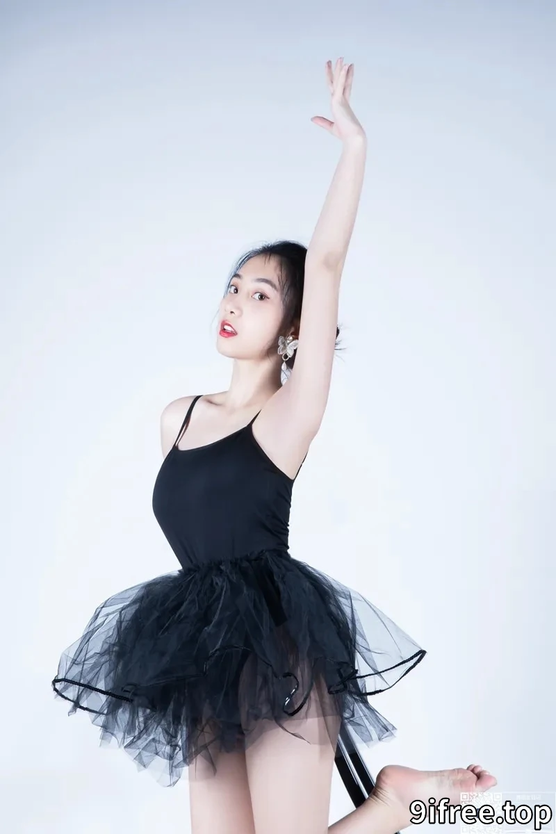 GALLI嘉丽 舞蹈生日记 2021.01.13 NO.022 唐可 [27P-200MB]-就爱免费