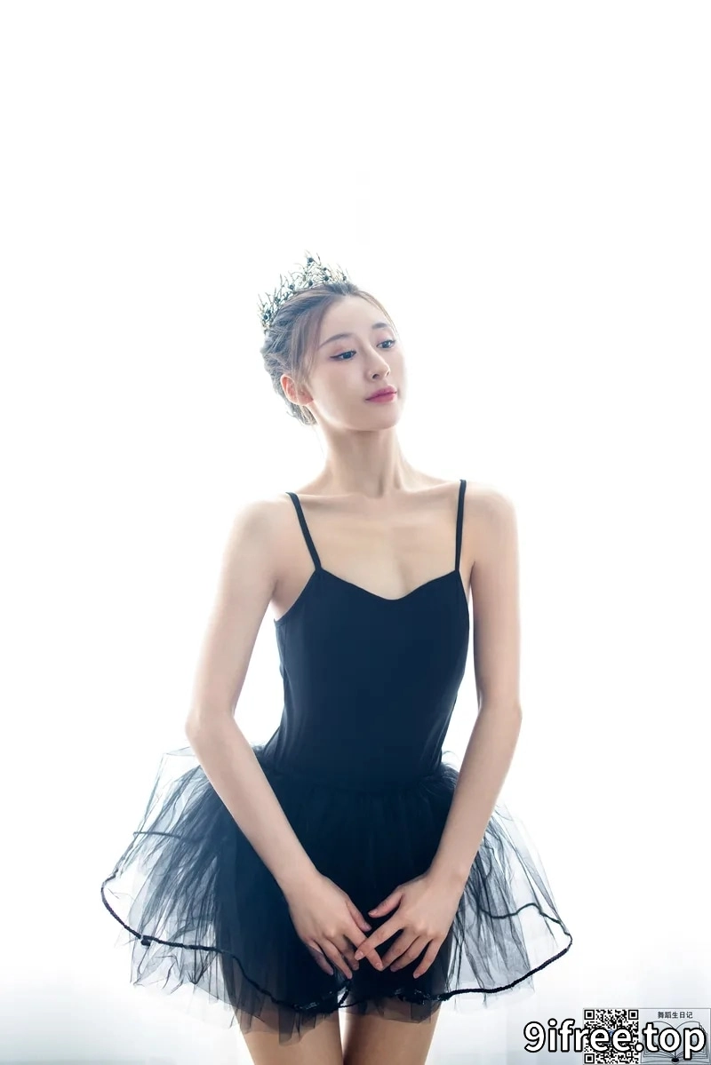 GALLI嘉丽 舞蹈生日记 2021.09.01 NO.064 晓娜2 [43P-216MB]-就爱免费