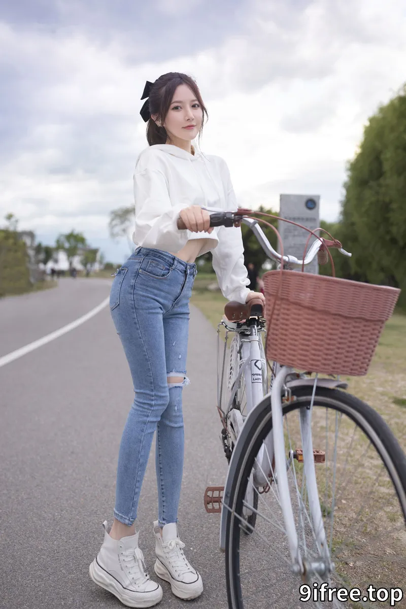 秀人网模特 鱼子酱-牛仔情趣 [119P-700MB]-就爱免费