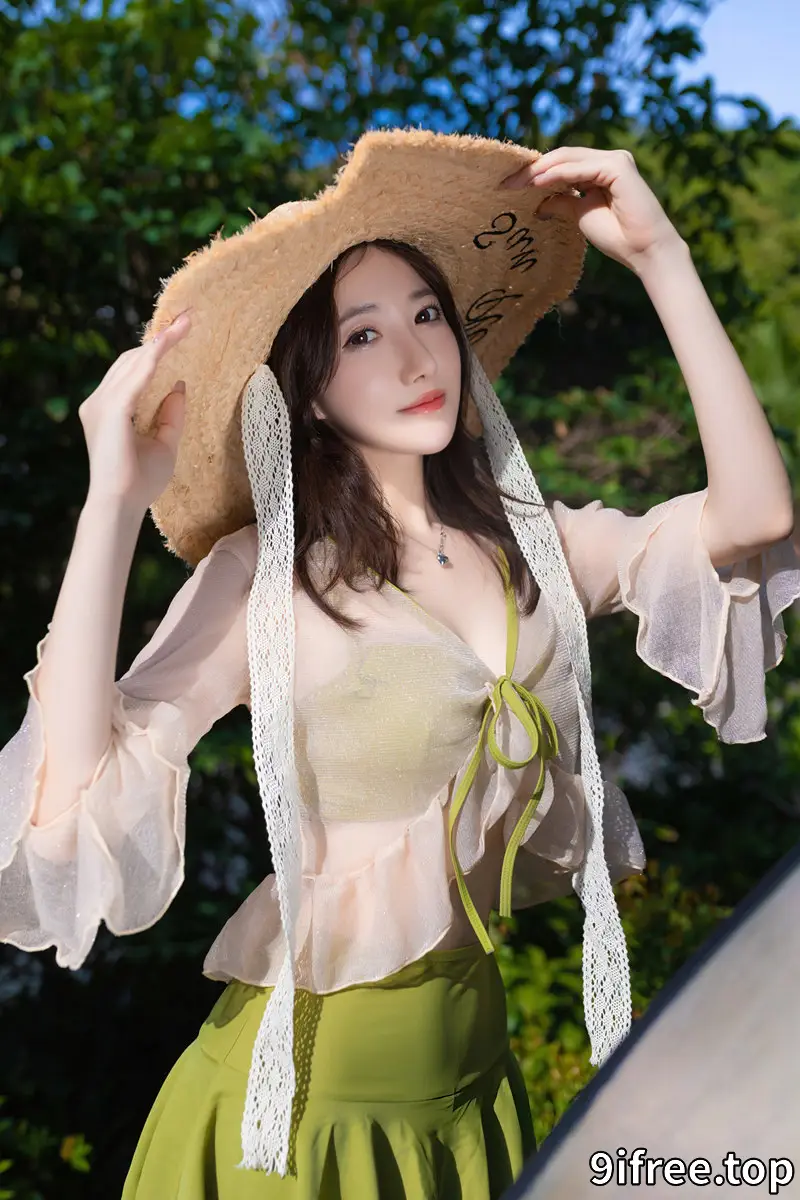 秀人网模特 鱼子酱-山青涩 [105P-872MB]-就爱免费
