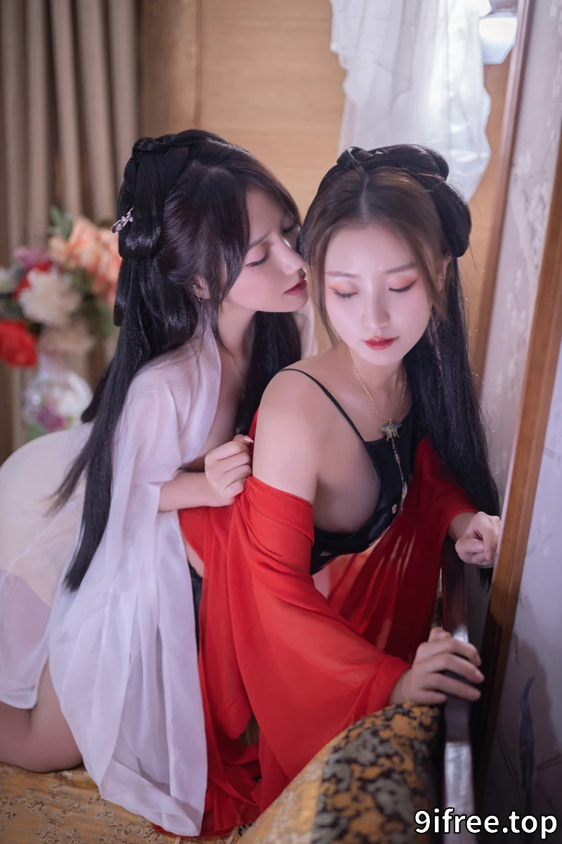 秀人网模特 鱼子酱-情欲百合 长明姝 [153P-1.05GB]-就爱免费