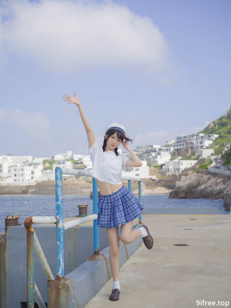 魔物喵 海风与少女 [14P-28MB]