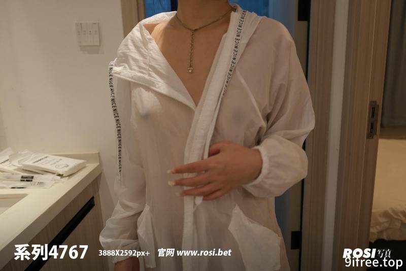 [ROSI写真] 2024.12.23 NO.4767 [95+1P-150MB]