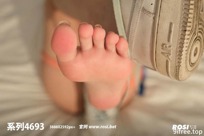 [ROSI写真] 2024.10.10 NO.4693 [56+1P-92MB]