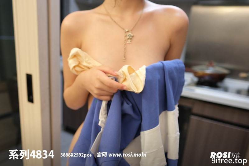 [ROSI写真] 2025.02.28 NO.4834 [68+1P-123MB]