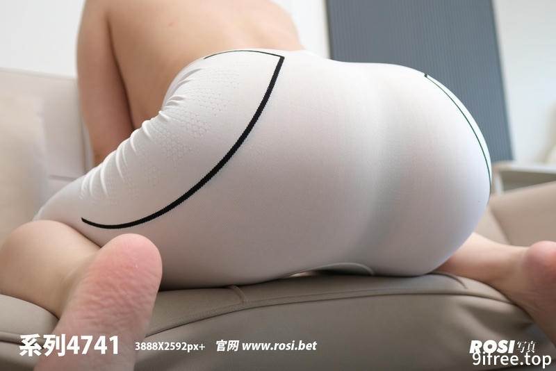 [ROSI写真] 2024.11.27 NO.4741 [69+1P-103MB]