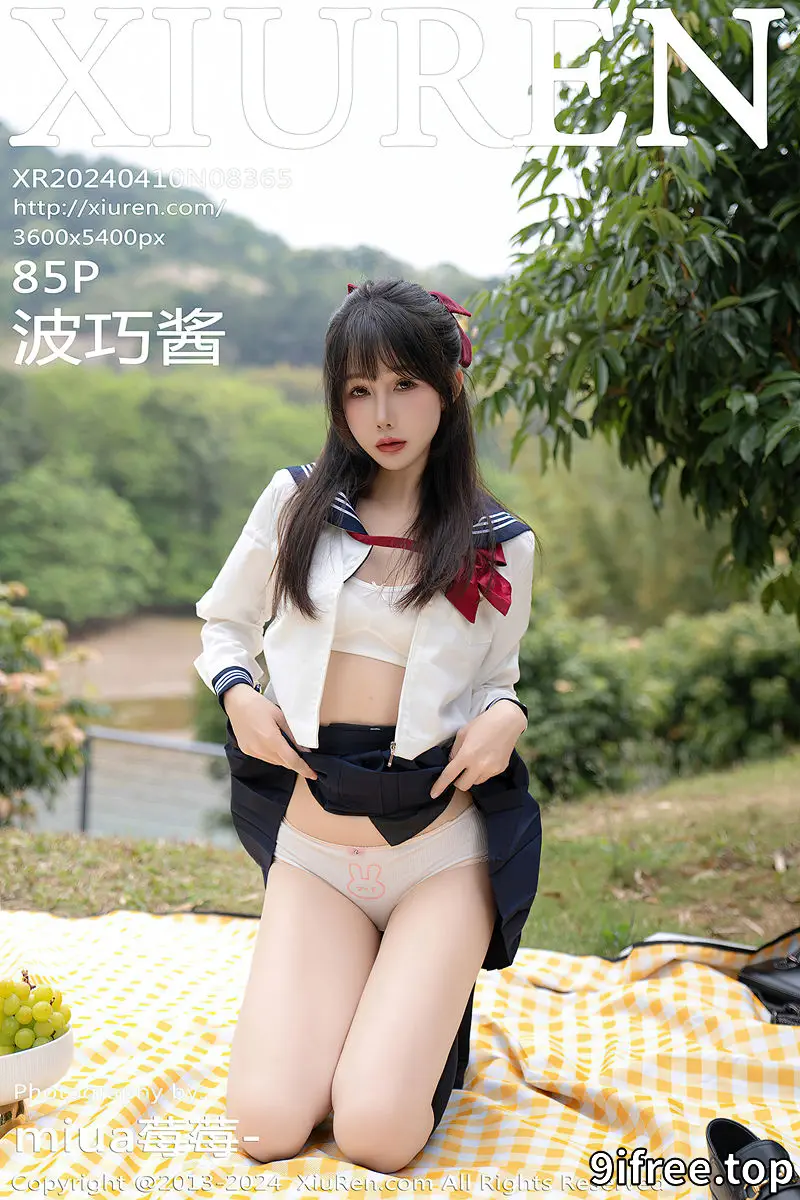 [XiuRen秀人网] No.8365 模特波巧酱长白山旅拍性感学妹制服配黑丝袜秀曼妙身姿诱惑写真