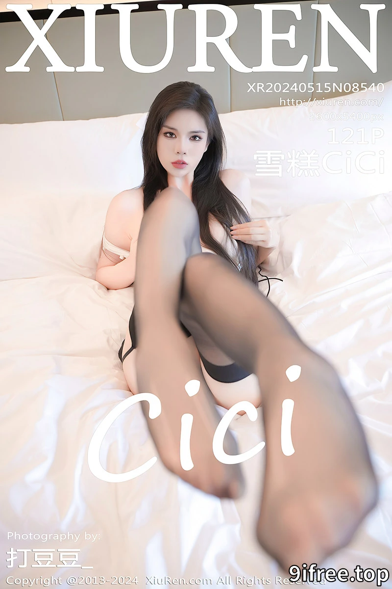 [XiuRen秀人网] No.8540 模特雪糕CiCi性感白T配黑皮短裙露黑丝袜秀修长美腿诱惑写真